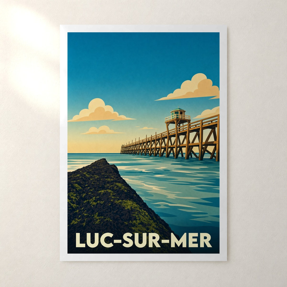 Affiche Luc-sur-Mer – sans cadre, accrochée au mur