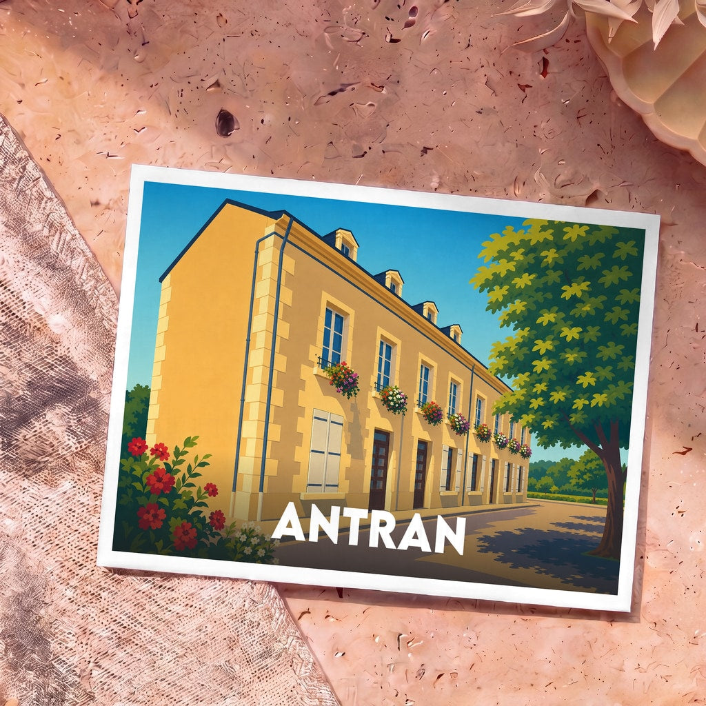 Carte postale souvenir de la ville d'Antran avec une illustration stylisée d'un bâtiment typique.