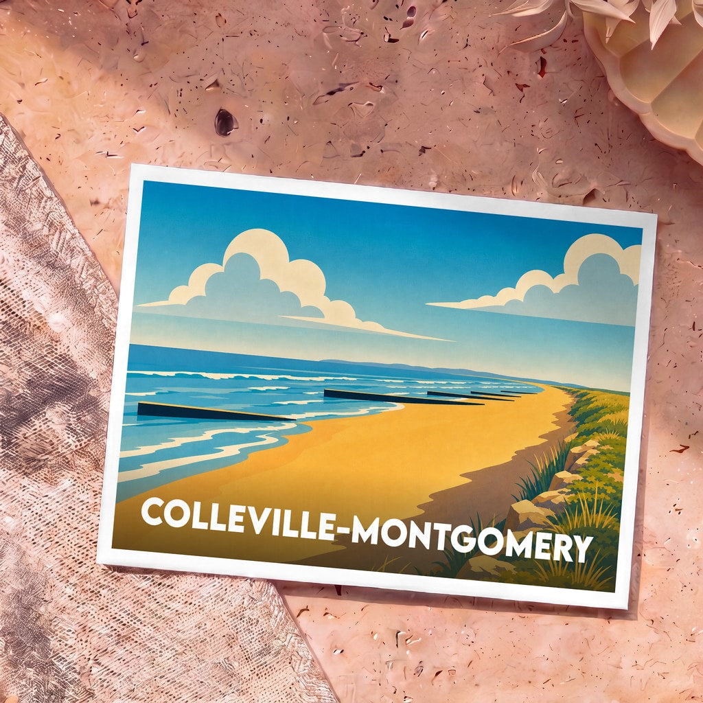 Carte postale souvenir de Colleville-Montgomery avec une illustration stylisée de sa plage et de ses dunes.