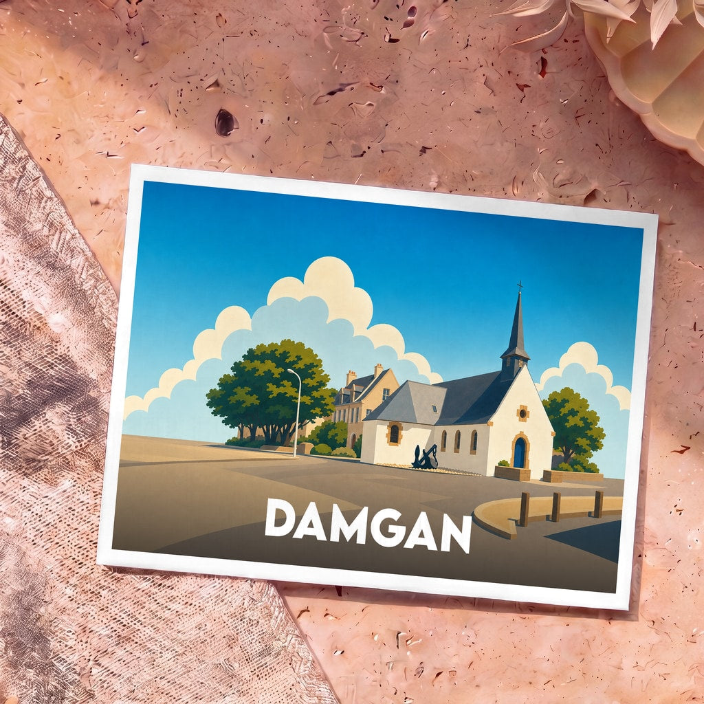 Carte postale souvenir de la ville de Damgan avec une illustration stylisée de son église et de son bord de mer.