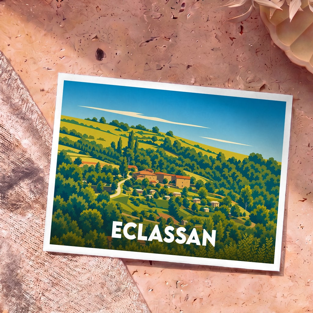 Carte postale souvenir d'Eclassan représentant une vue stylisée du village et de ses collines verdoyantes.