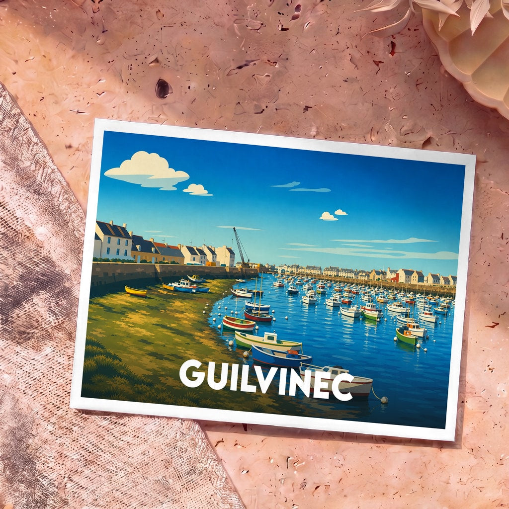 Carte postale souvenir du port du Guilvinec avec une illustration stylisée et colorée.