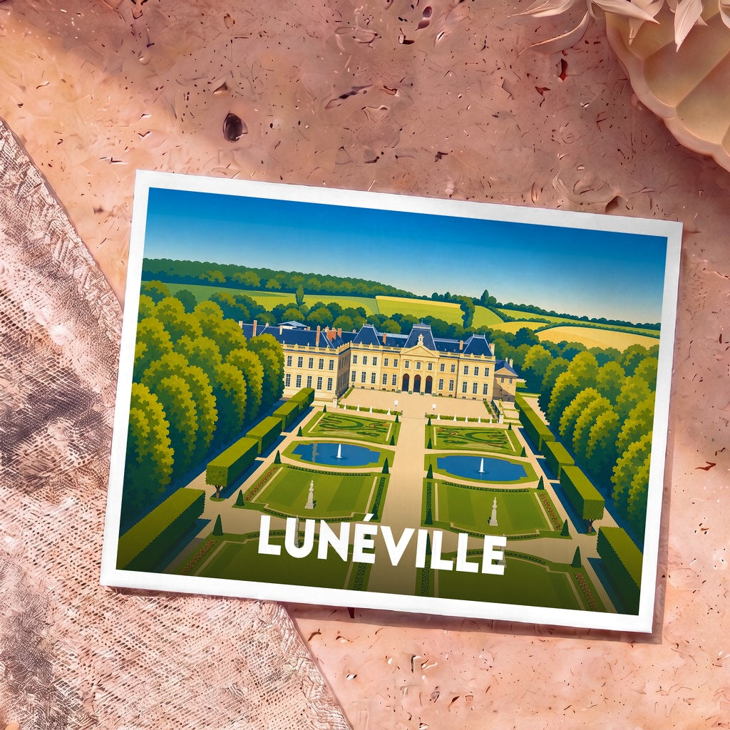 Carte postale souvenir de la ville de Lunéville avec une illustration stylisée de son château et de ses jardins.