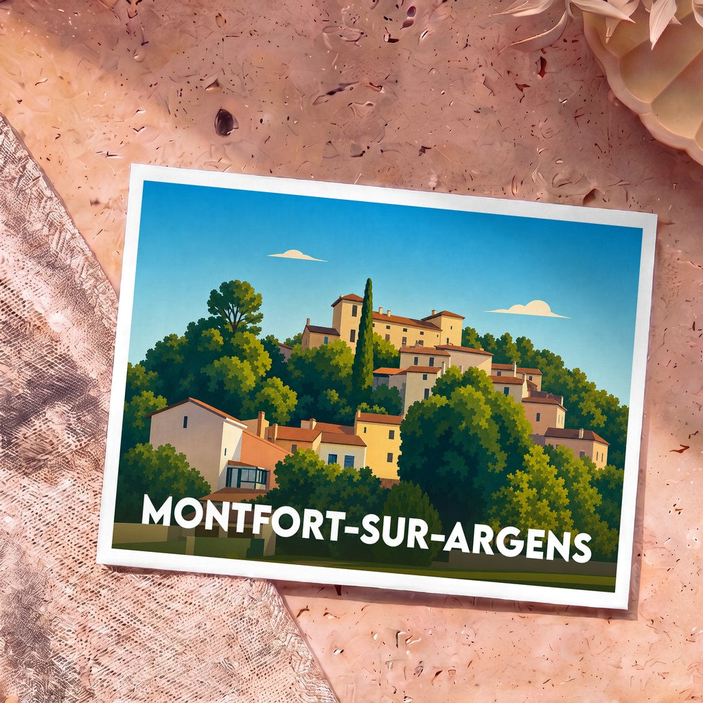 Carte postale souvenir de la ville de Montfort-sur-Argens avec une illustration stylisée de ses maisons provençales nichées dans la verdure.