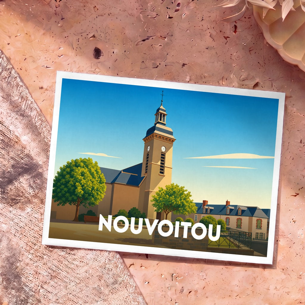 Carte postale souvenir de la ville de Nouvoitou avec une illustration stylisée de son église et de ses maisons typiques.