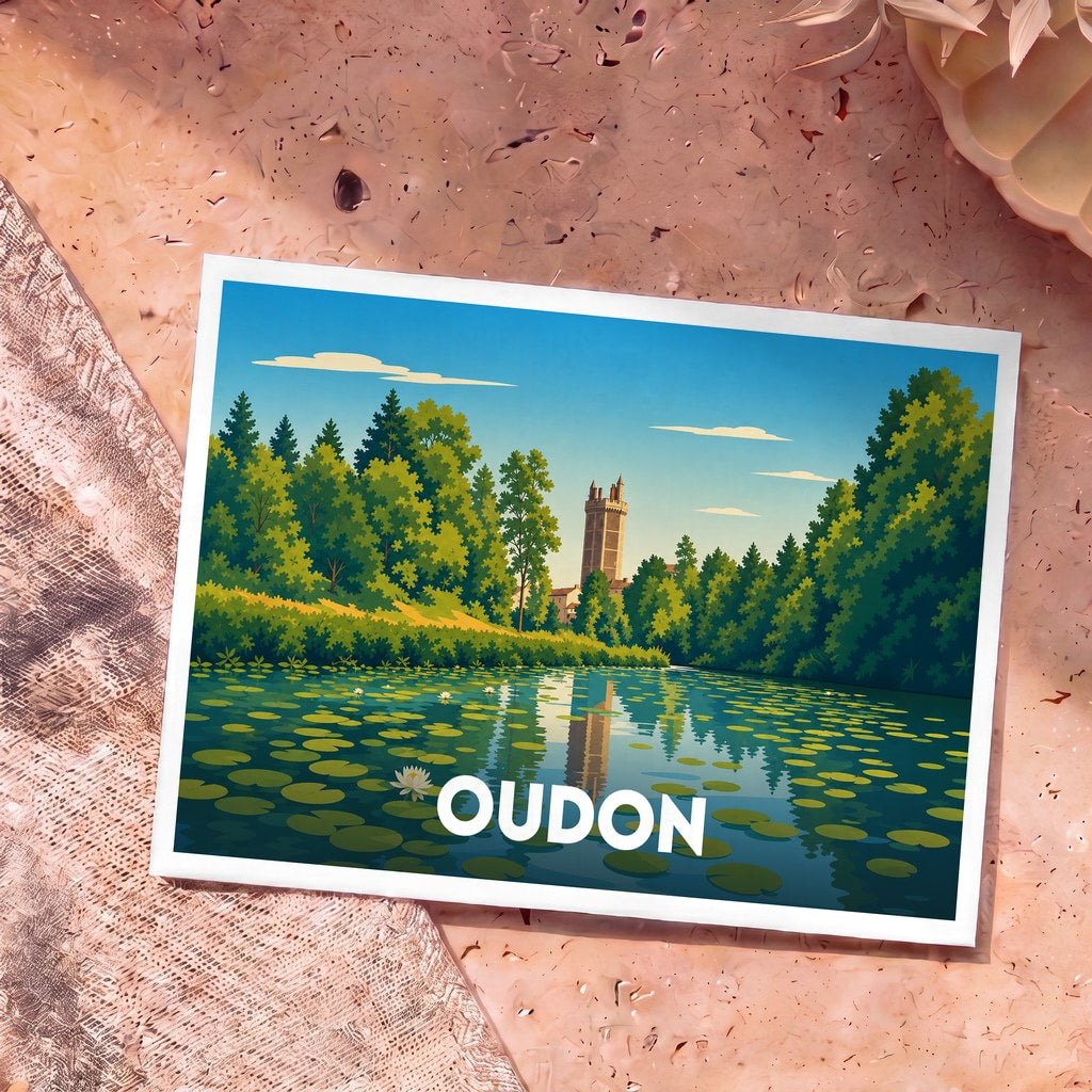 Carte postale souvenir de la ville d'Oudon avec une illustration stylisée d'un château se reflétant dans une eau couverte de nénuphars.