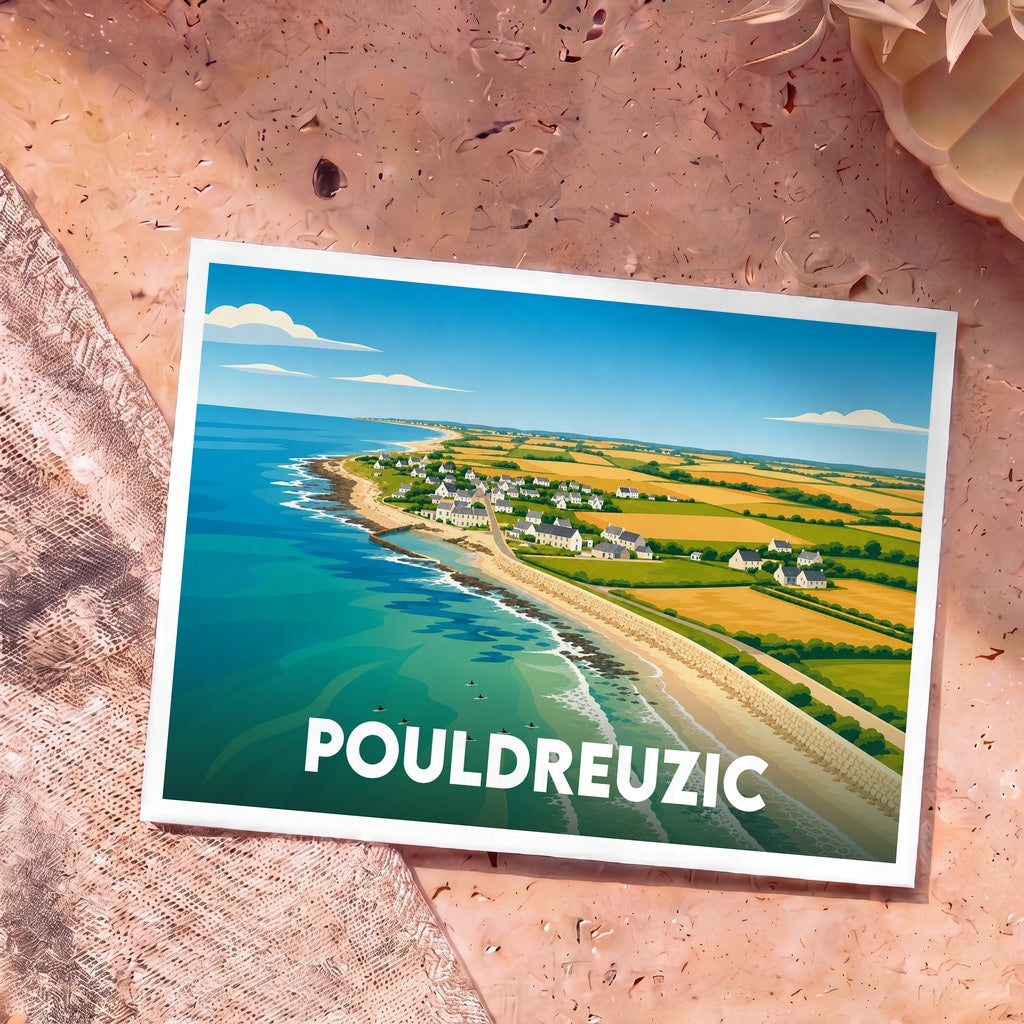 Carte postale souvenir de la ville de Pouldreuzic illustrée d'un paysage côtier stylisé.