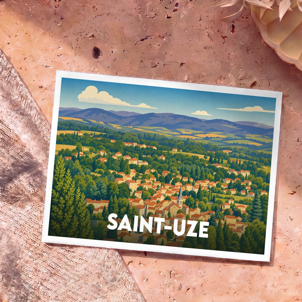 Carte postale souvenir de la ville de Saint-Uze avec une illustration stylisée de son paysage vallonné.