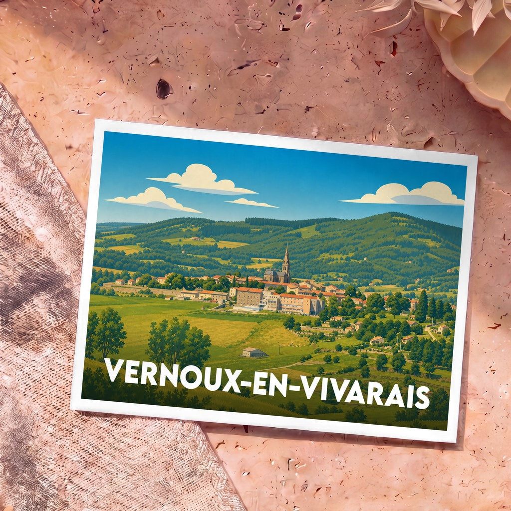 Carte postale souvenir de la ville de Vernoux-en-Vivarais avec une illustration stylisée d'un paysage de campagne vallonné.