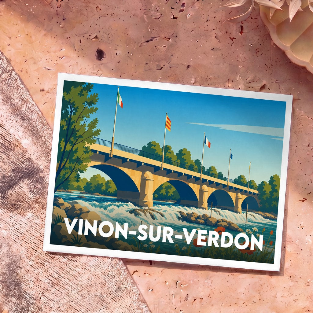 Carte postale souvenir de la ville de Vinon-sur-Verdon avec une illustration stylisée de son pont et de ses drapeaux.