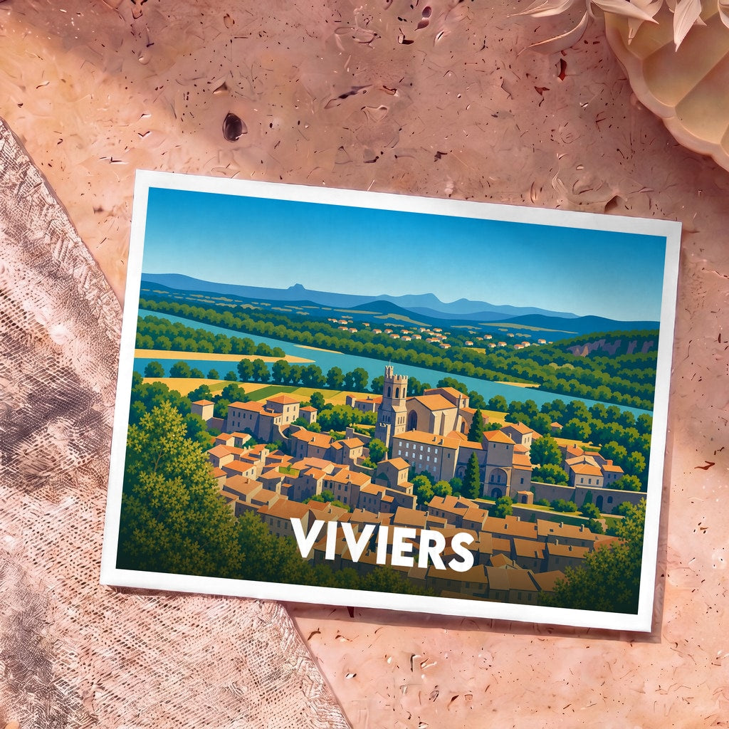 Carte postale souvenir de la ville de Viviers avec une illustration stylisée d'un panorama de la cité médiévale et du Rhône.