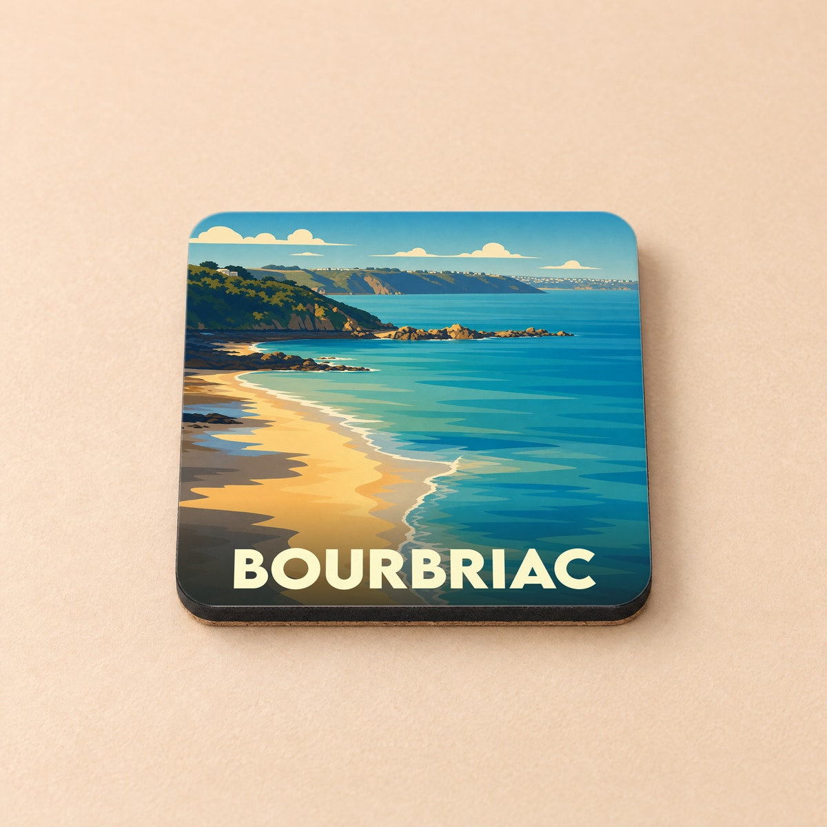 Dessous de verre souvenir de la ville de Bourbriac avec une illustration stylisée d'un paysage côtier.