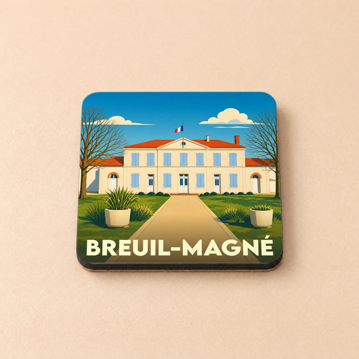 Dessous de verre souvenir de la ville de Breuil-Magné avec une illustration stylisée de sa mairie.
