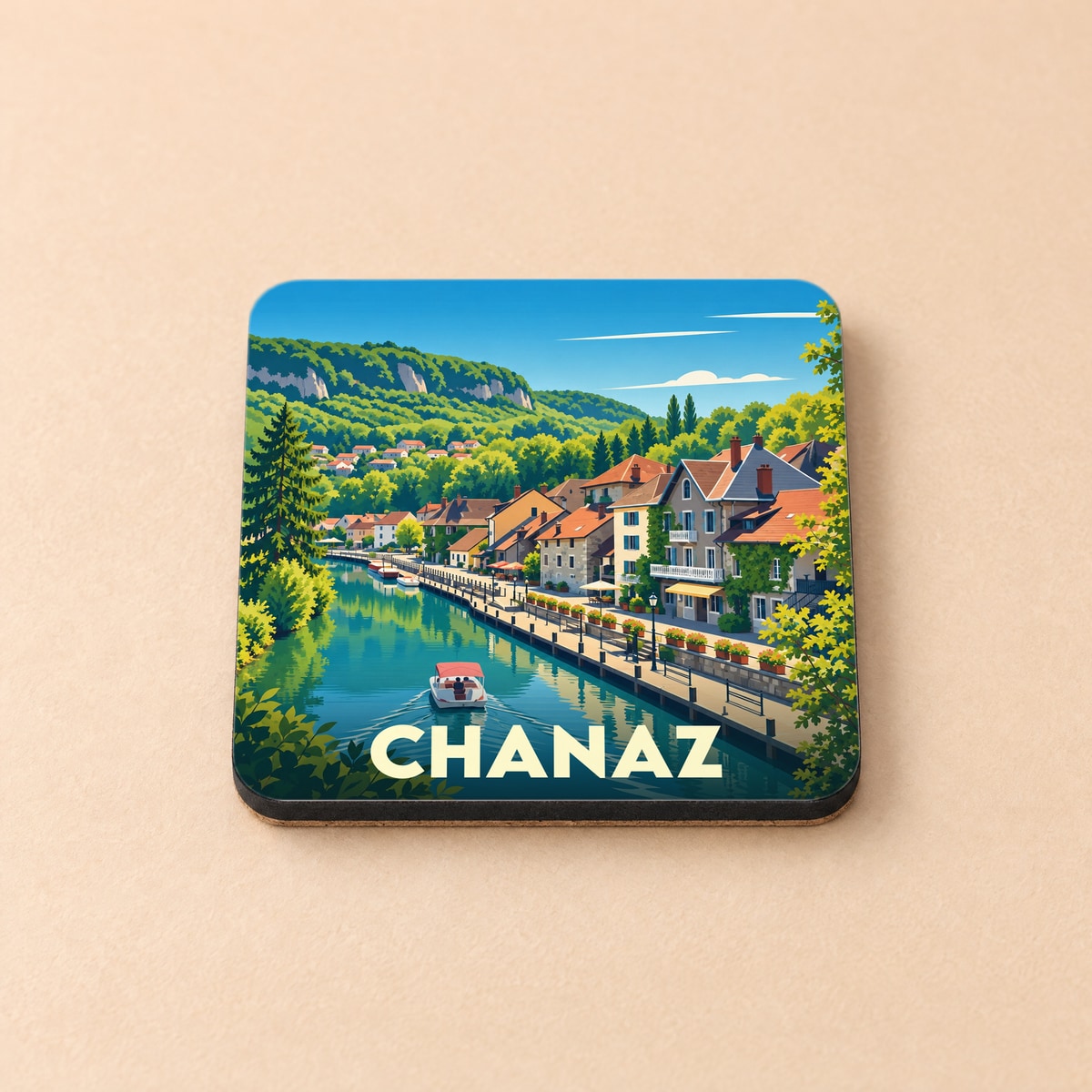 Dessous de verre souvenir de la ville de Chanaz avec une illustration stylisée de son canal et de ses maisons colorées.