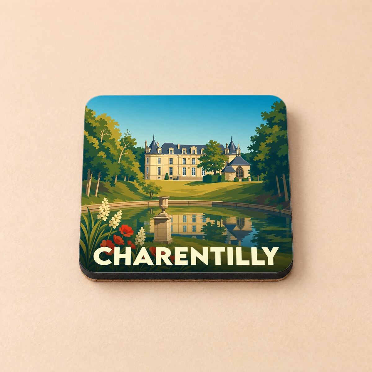 Dessous de verre souvenir de la ville de Charentilly avec une illustration stylisée d'un château et son étang.