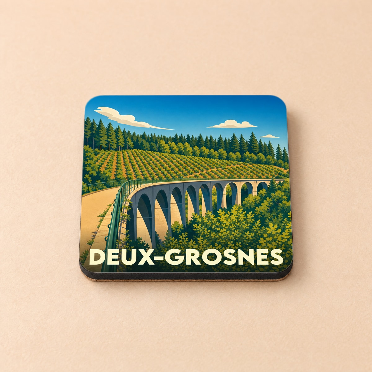 Dessous de verre souvenir de la ville de Deux-Grosnes avec une illustration stylisée d'un viaduc au cœur de la nature.