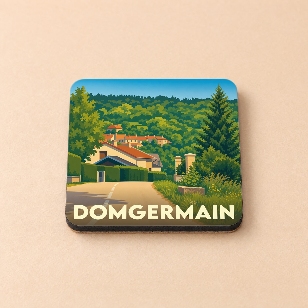 Dessous de verre souvenir de la ville de Domgermain avec une illustration stylisée de son paysage vallonné.