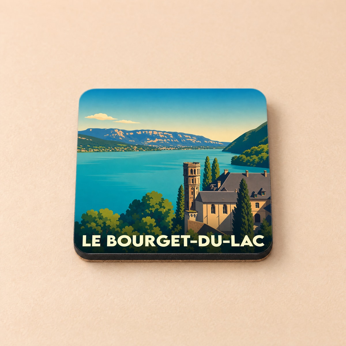 Dessous de verre souvenir de la ville de Le Bourget-du-Lac avec une illustration stylisée du lac et de son château.