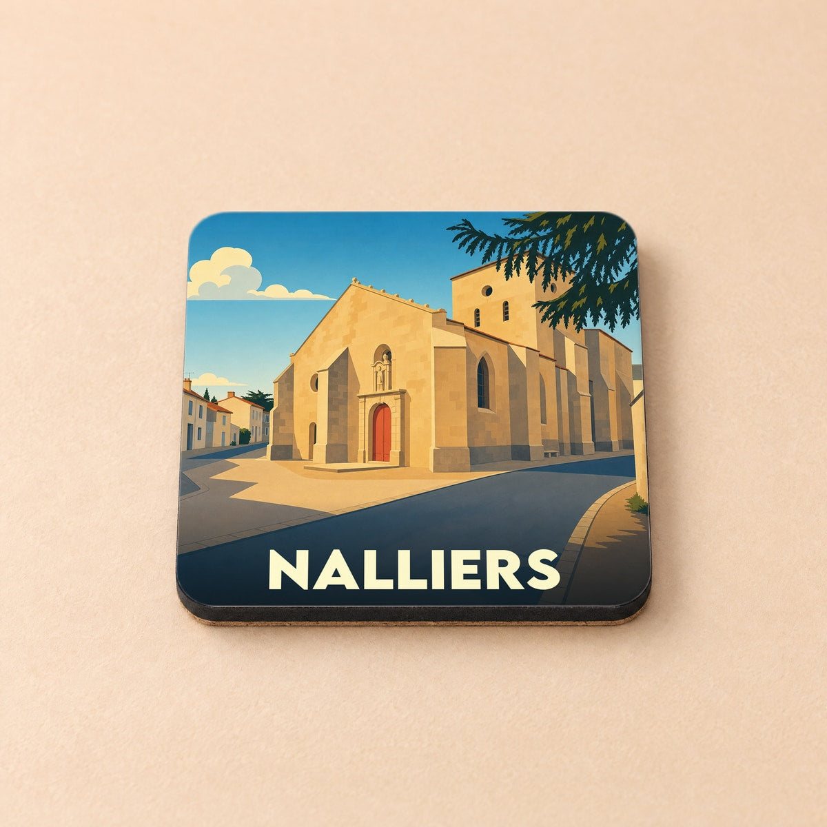 Dessous de verre souvenir de la ville de Nalliers avec une illustration stylisée de son église.