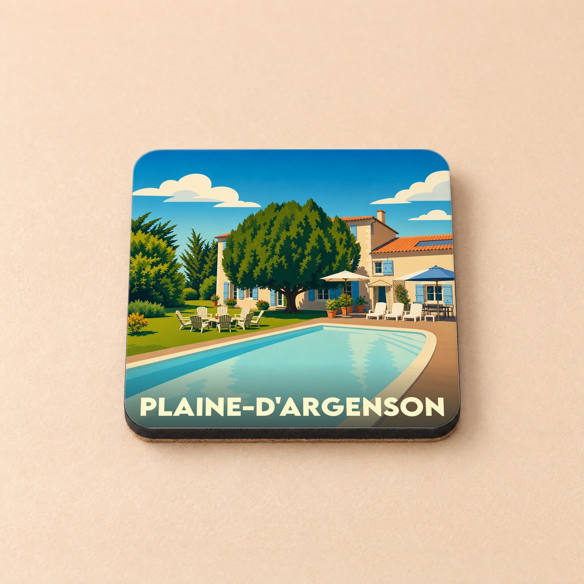 Dessous de verre souvenir de la ville de Plaine-d'Argenson avec une illustration stylisée d'une villa avec piscine.