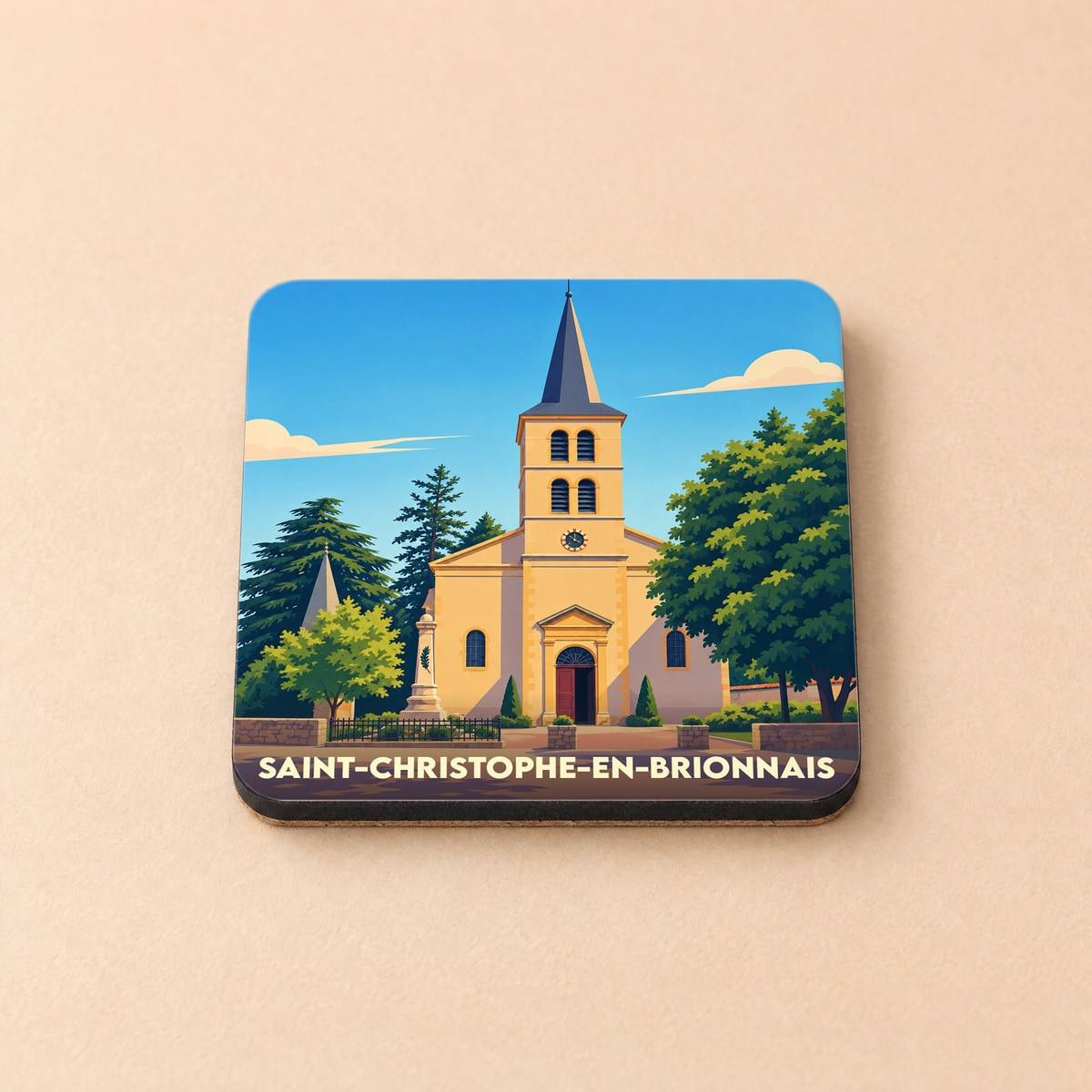 Dessous de verre souvenir de la ville de Saint-Christophe-en-Brionnais avec une illustration stylisée de son église.