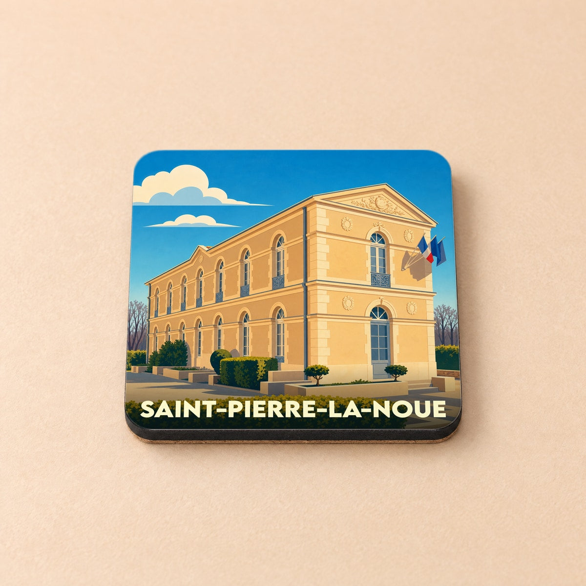 Dessous de verre souvenir de la ville de Saint-Pierre-La-Noue avec une illustration stylisée d'un bâtiment officiel.