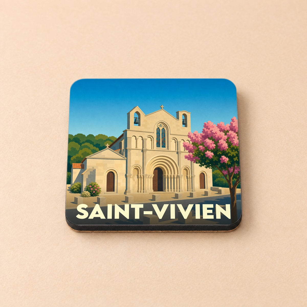 Dessous de verre souvenir de la ville de Saint-Vivien avec une illustration stylisée de son église.