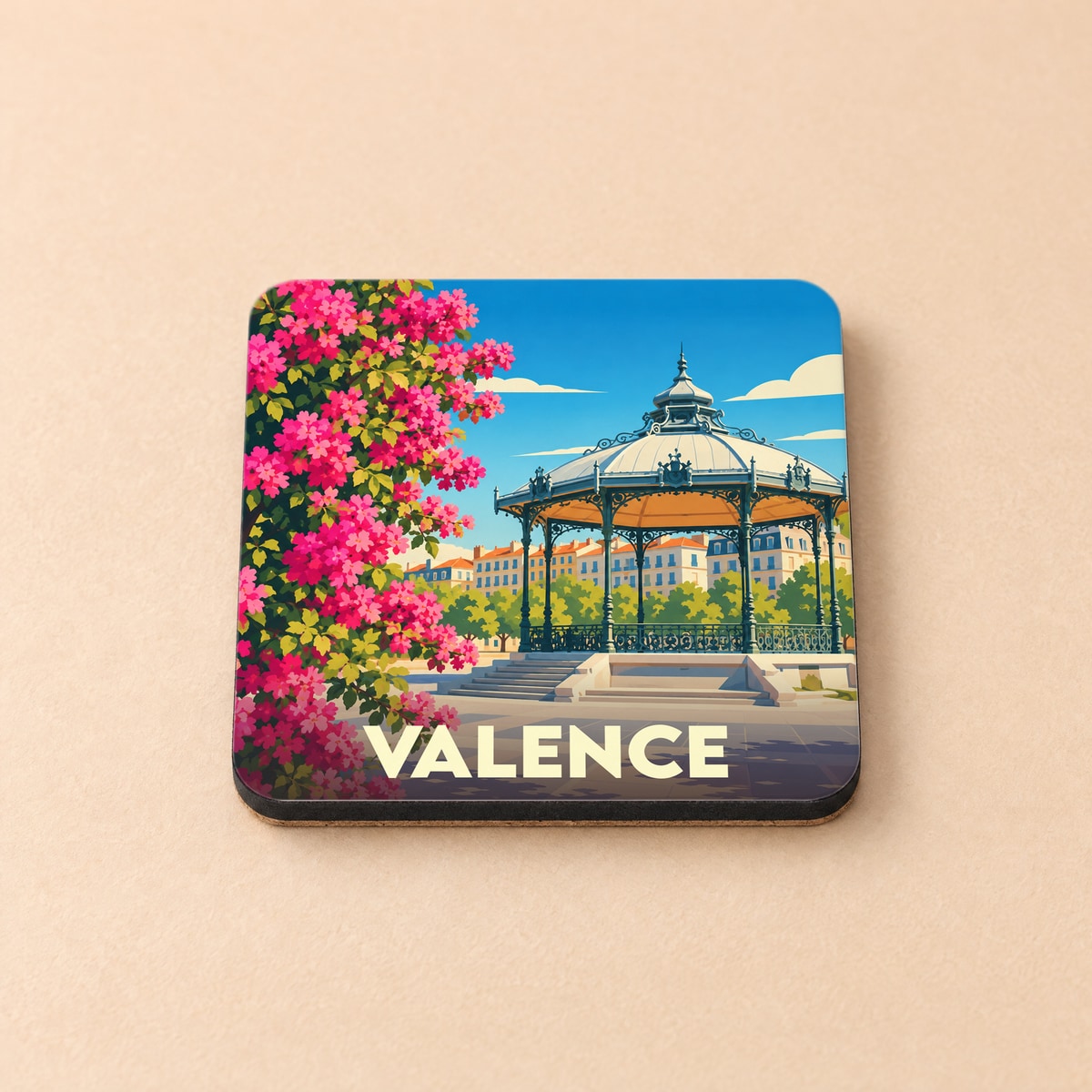 Dessous de verre souvenir de la ville de Valence avec une illustration stylisée d'un kiosque à musique fleuri.