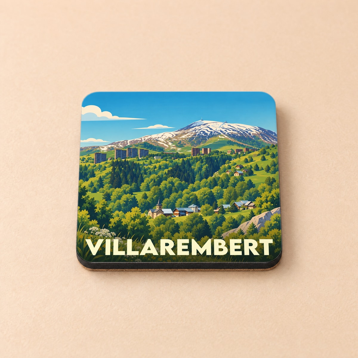 Dessous de verre souvenir de la ville de Villarembert avec une illustration stylisée de montagne.