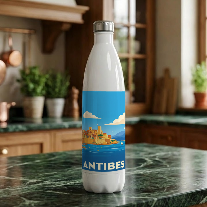 Gourde souvenir de la ville d'Antibes avec une illustration stylisée.