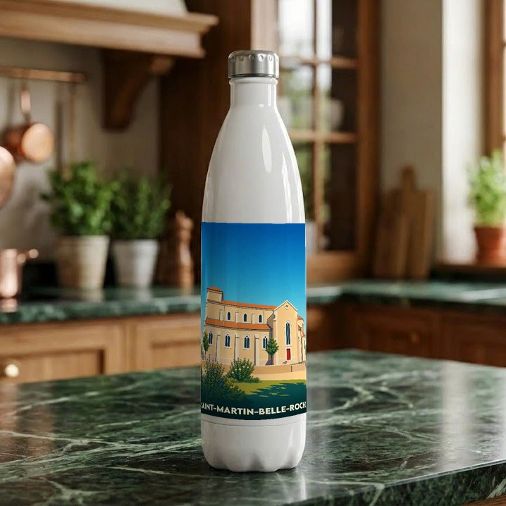 Gourde blanche souvenir de la ville de Saint-Martin-Belle-Roche avec une illustration stylisée de son église.