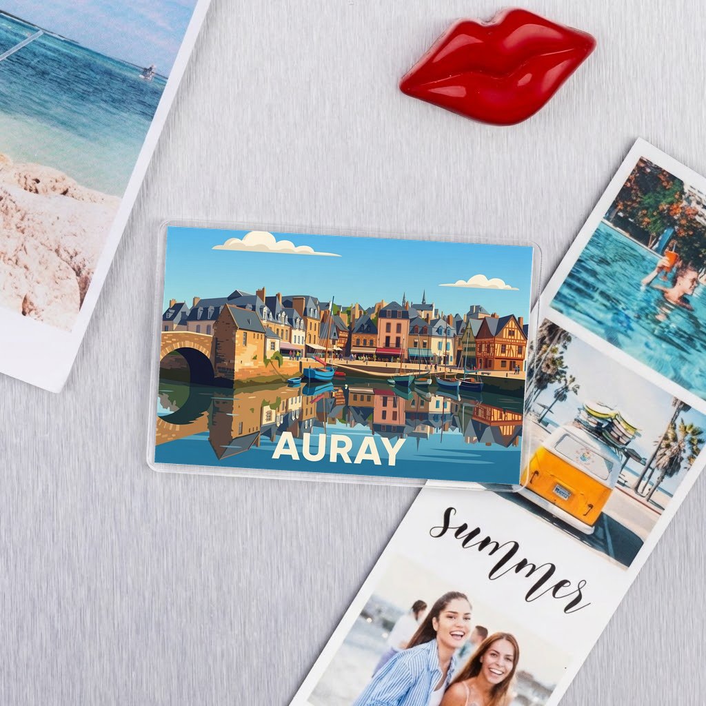 Magnet souvenir de la ville d'Auray avec une illustration stylisée de son port.