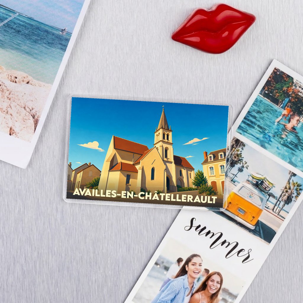 Magnet souvenir de la ville d'Availles-en-Châtellerault illustrant son église sous un ciel bleu ensoleillé.