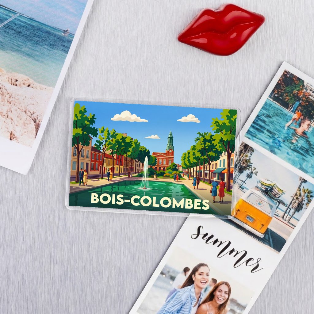 Magnet souvenir de la ville de Bois-Colombes avec une illustration stylisée d'une place avec fontaine.