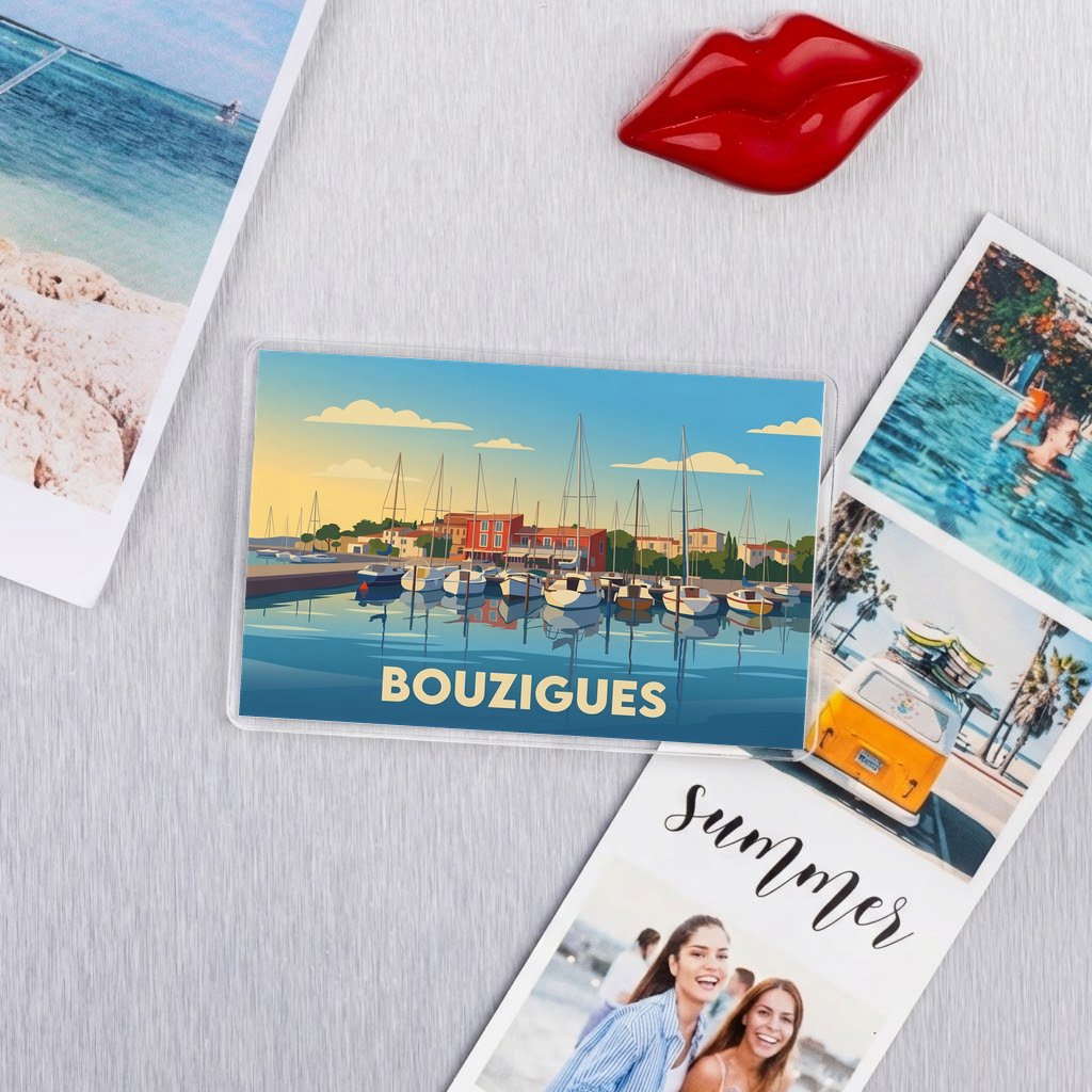 Magnet souvenir de la ville de Bouzigues avec une illustration stylisée du port.