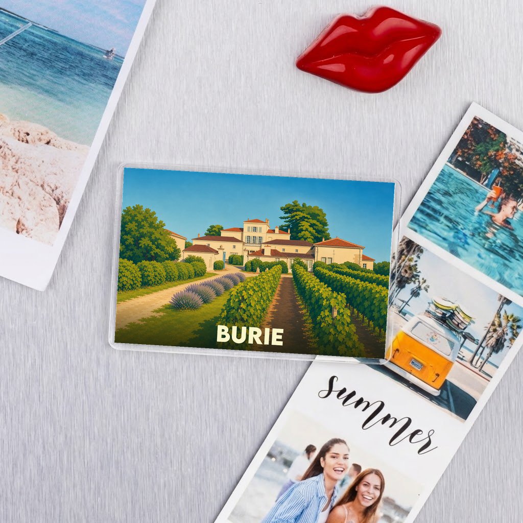 Magnet souvenir de la ville de Burie avec une illustration stylisée d'un vignoble et de son château.