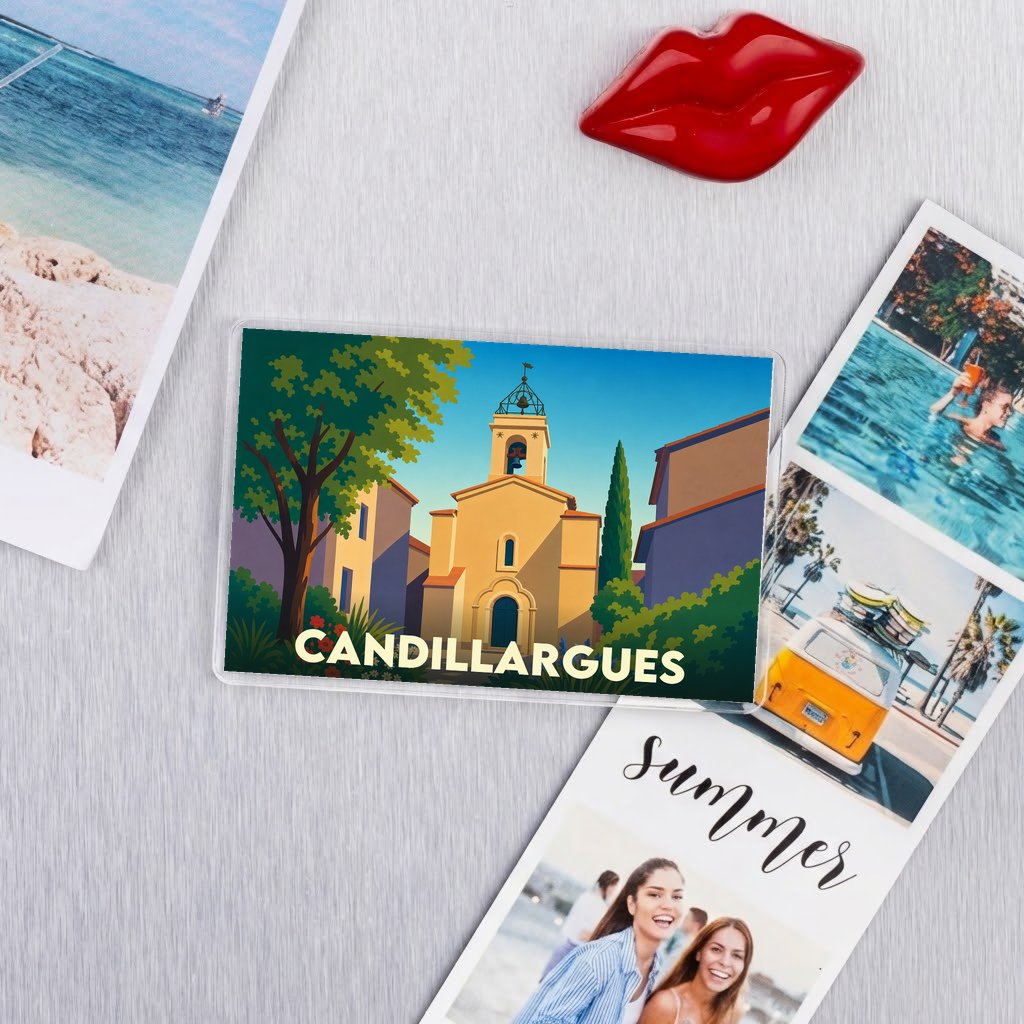 Magnet souvenir de la ville de Candillargues avec une illustration stylisée.