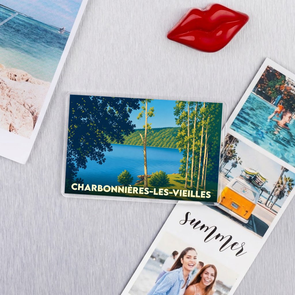 Magnet souvenir de la ville de Charbonnières-les-Vieilles avec une illustration stylisée d'un lac.