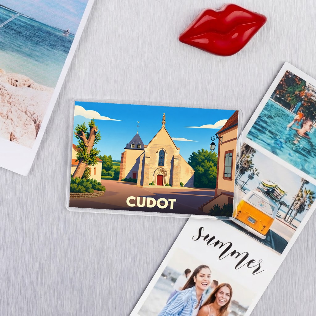 Magnet rectangulaire souvenir de la ville de Cudot avec une illustration stylisée de son église.