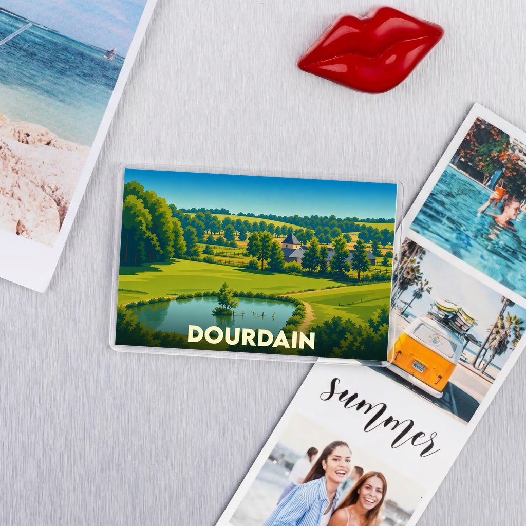 Magnet souvenir de la ville de Dourdain avec une illustration de paysage champêtre.
