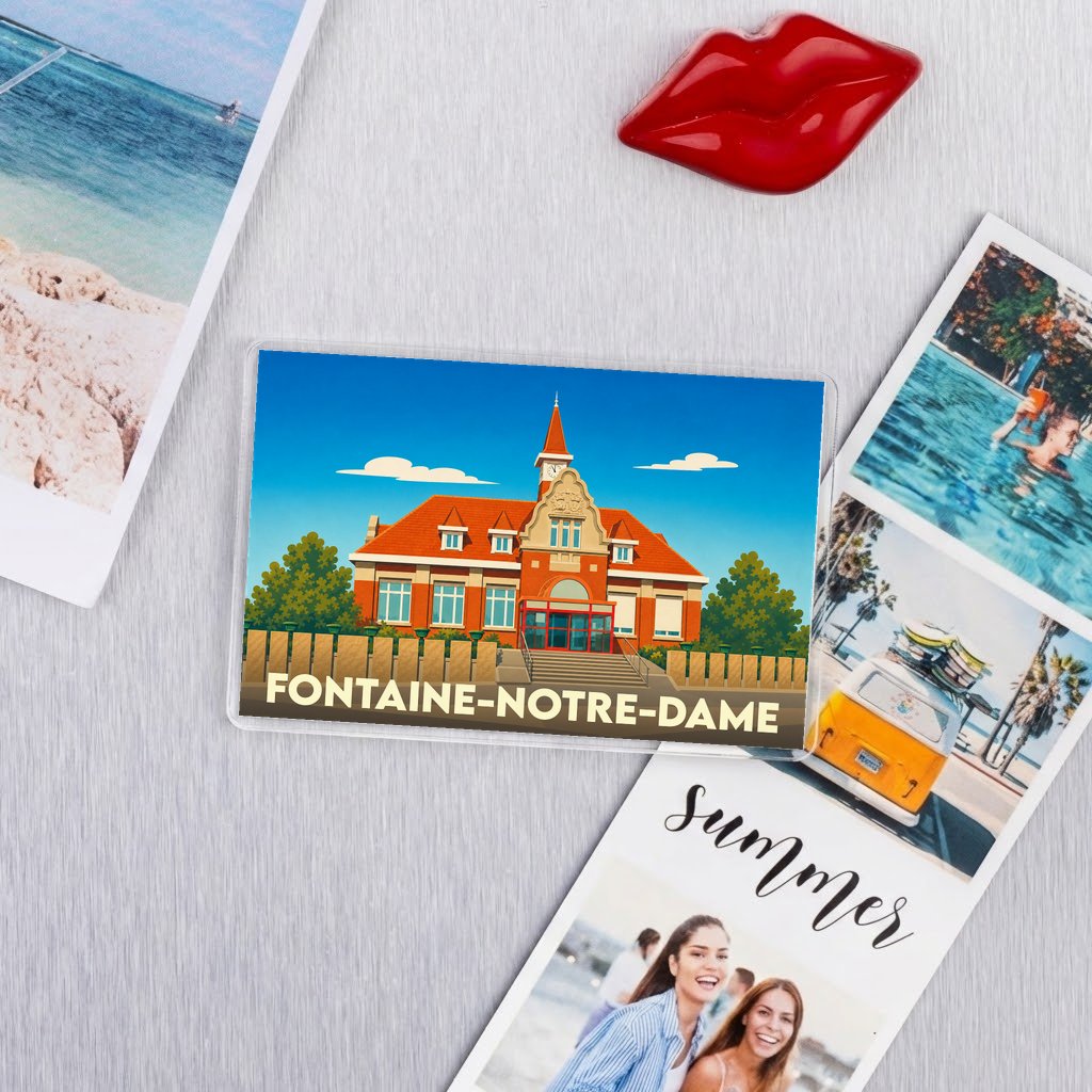 Magnet souvenir de la ville de Fontaine-Notre-Dame avec une illustration colorée de l'hôtel de ville.