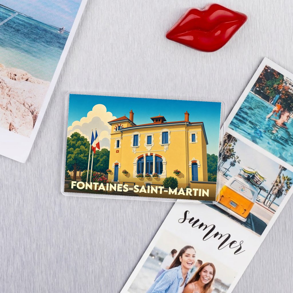 Magnet souvenir de la ville de Fontaines-Saint-Martin avec une illustration stylisée d'une villa française.
