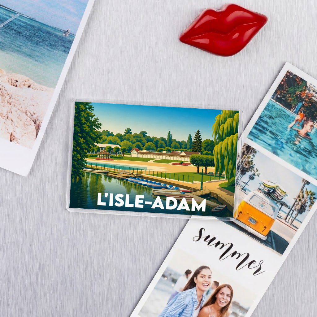 Magnet souvenir de la ville de L'Isle-Adam avec une illustration colorée et stylisée de sa plage fluviale.