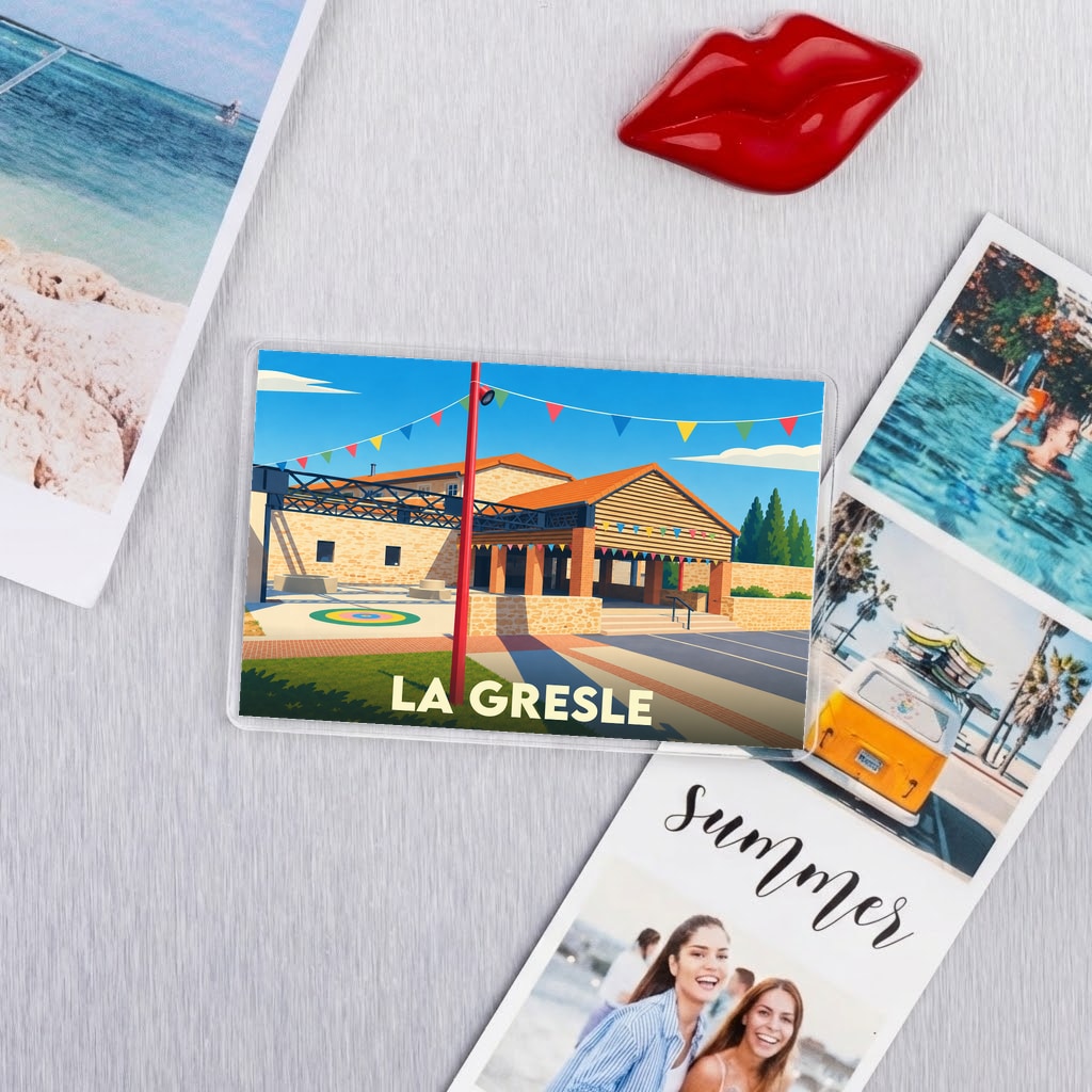 Magnet souvenir de la ville de La Gresle avec une illustration colorée et stylisée.