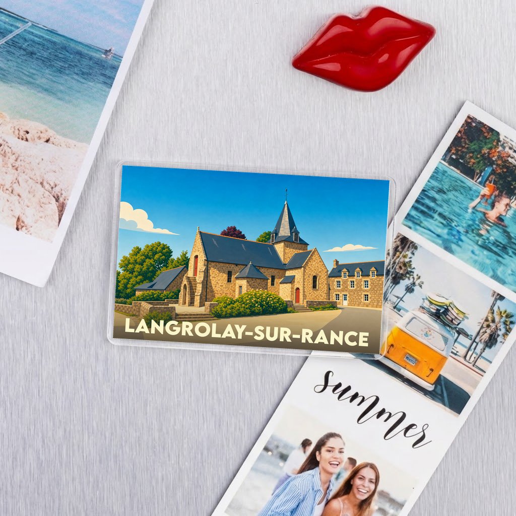 Magnet souvenir de la ville de Langrolay-sur-Rance avec une illustration stylisée de son église.