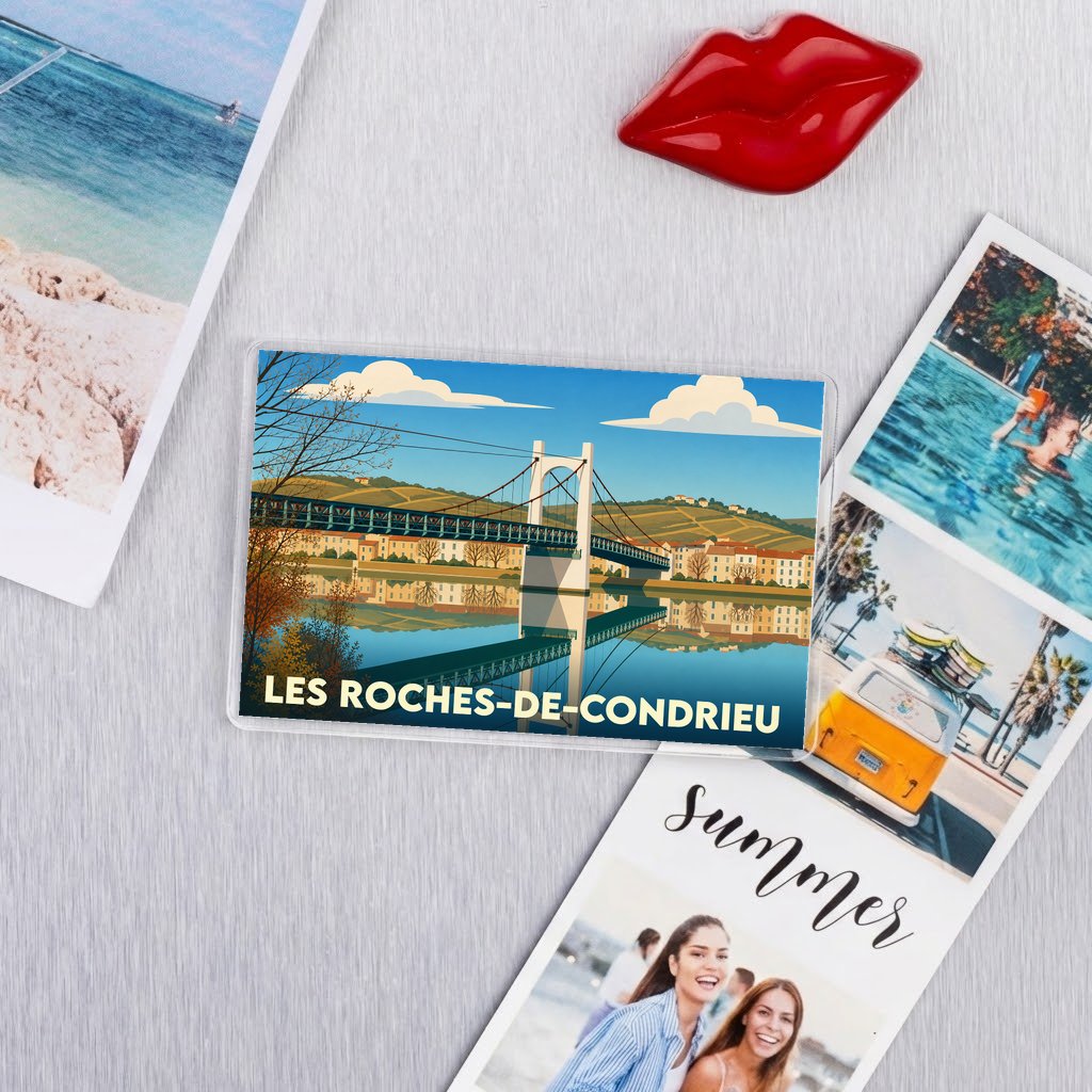 Magnet souvenir de la ville de Les Roches-de-Condrieu avec une illustration stylisée de son pont.