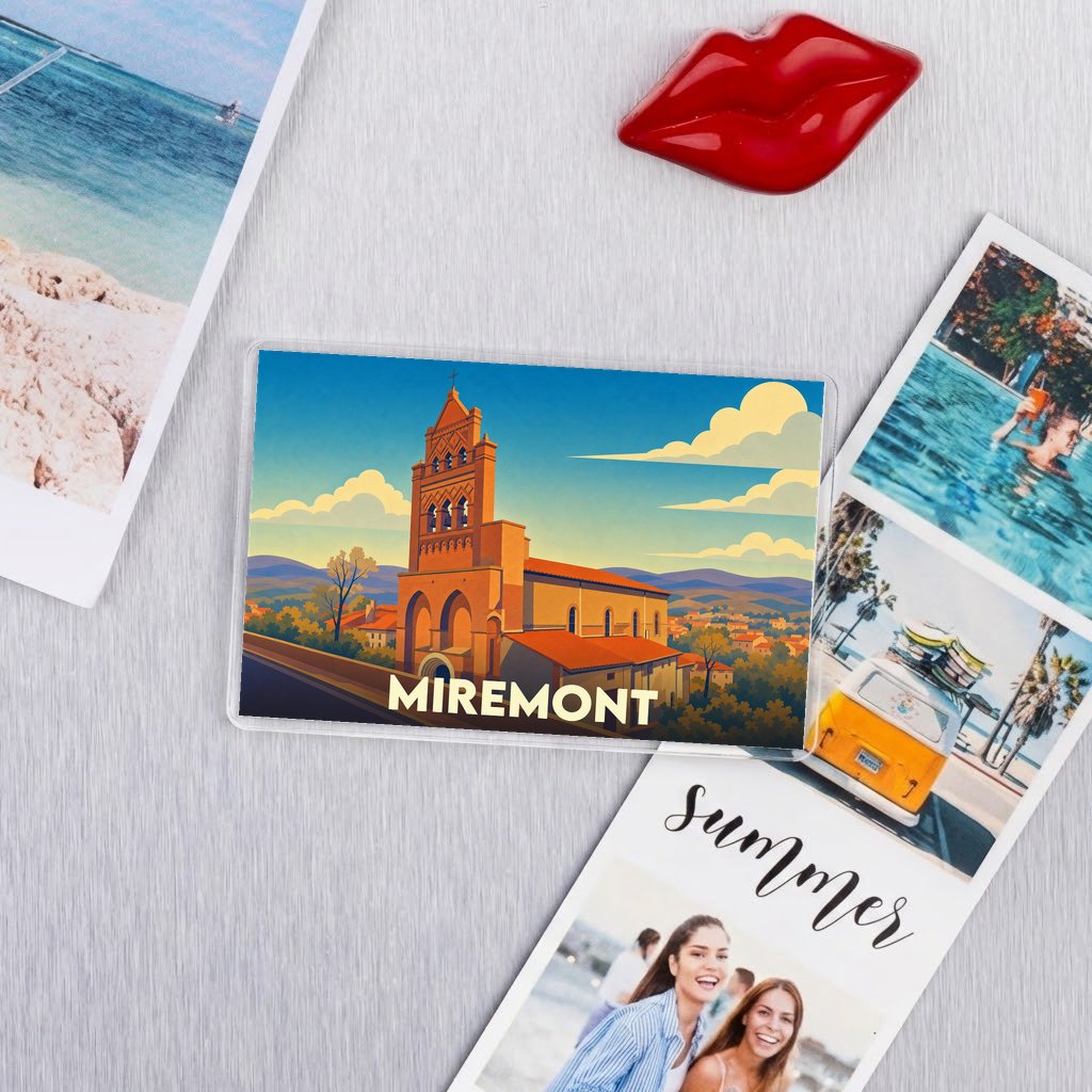 Magnet souvenir de la ville de Miremont avec une illustration stylisée de son église.