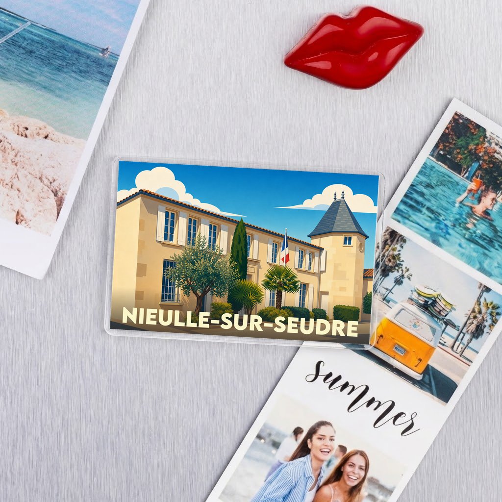 Magnet souvenir de la ville de Nieulle-sur-Seudre avec une illustration stylisée de sa mairie.