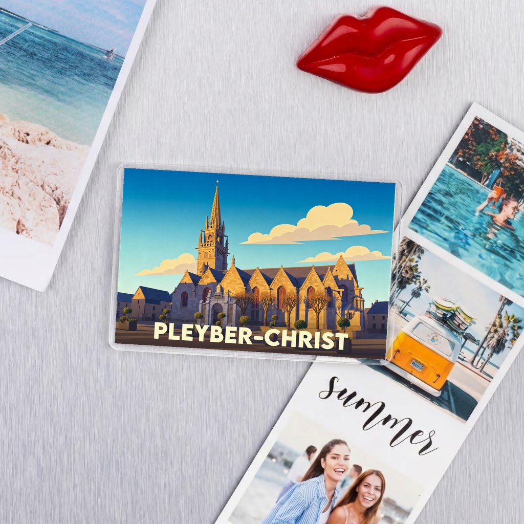Magnet souvenir de la ville de Pleyber-Christ avec une illustration stylisée de son église.