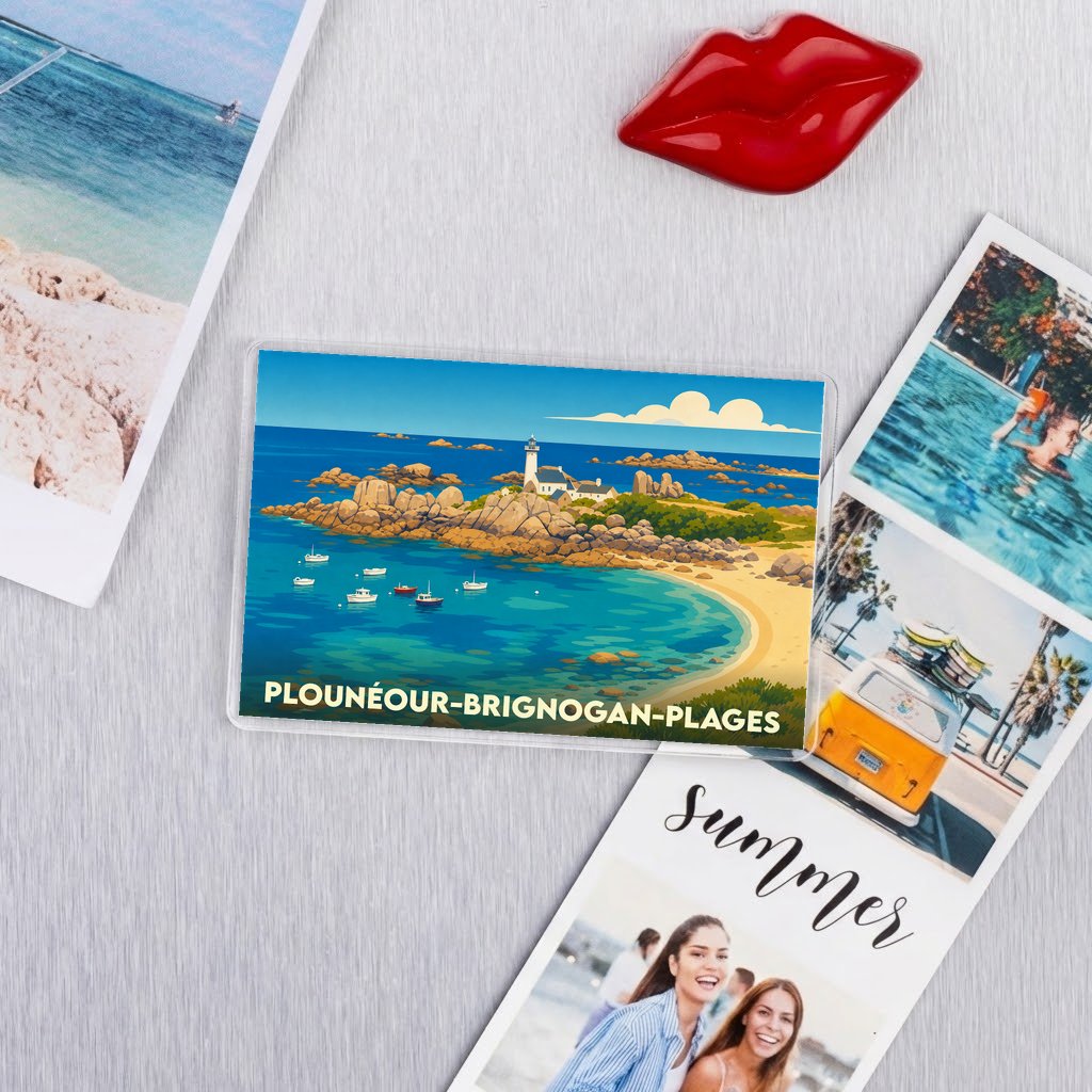 Magnet souvenir de la ville de Plounéour-Brignogan-Plages avec une illustration stylisée de son phare et de sa côte rocheuse.